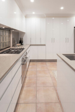 Kitchen tile flooring